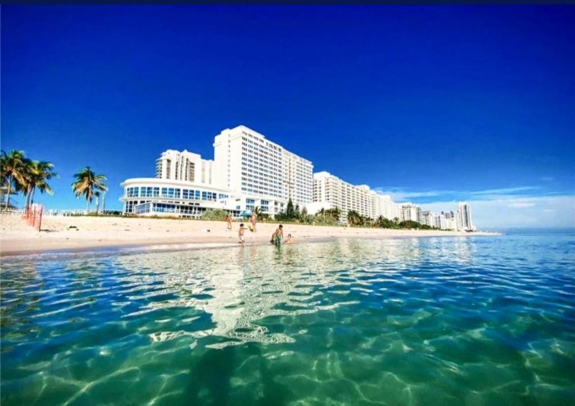 Castle M16 Oceanview Loft With Beach Access, Pool, Tennis And Free Parking! Miami Beach Zewnętrze zdjęcie